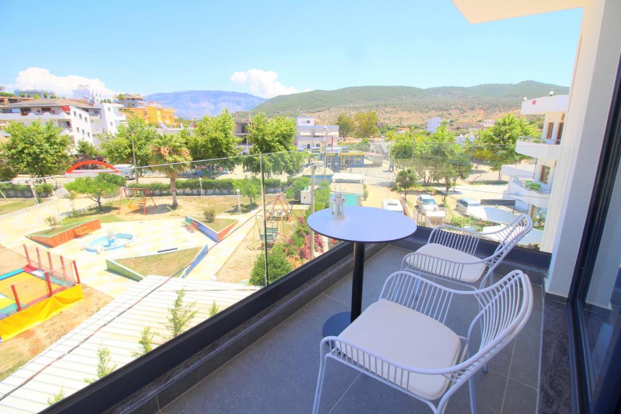 Doppelzimmer mit Balkon