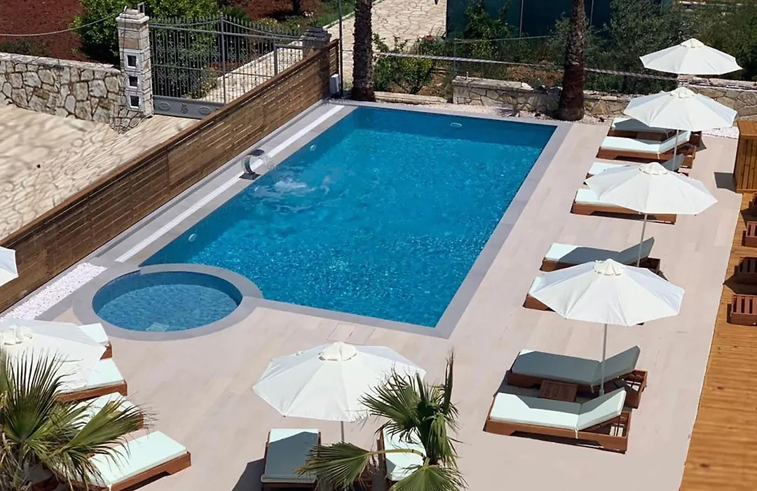 Blue Water Hotel Ksamil-1
